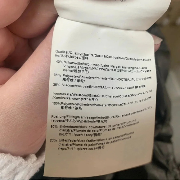 Hugo Boss Darnom  Virgin Wool Blend Reversible Vest with Down Blend Filling - Picture 8 of 16